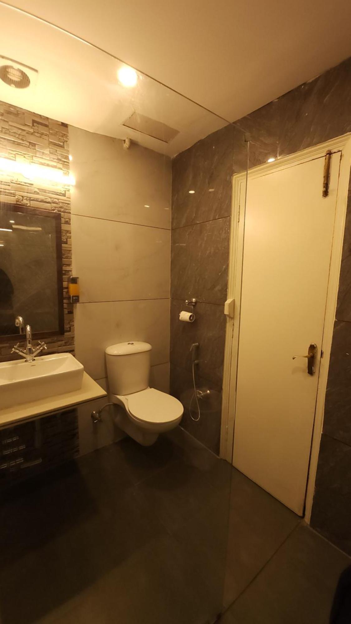 Hotel Vrs Inns Chandīgarh Zewnętrze zdjęcie